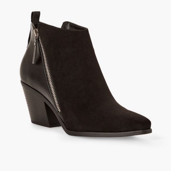 NWT Side zip heeled bootie Black 7.5 standard width - Picture 1 of 10